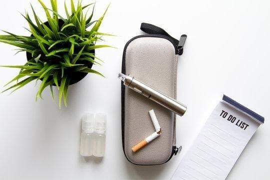 E-Shisha buying guide and safety tips for disposable menthol e cigarettes in 2025