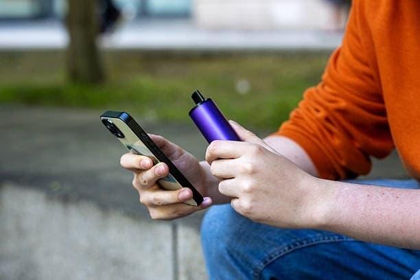 25000 Züge Vapes review and best electronic cigarette tips for flavor battery life and safety