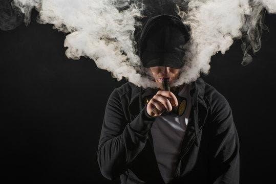 Gazdaságos E-Cigi Deals and Reviews Plus e-cigarettes batteries toronto Buying Guide for Budget Vapers