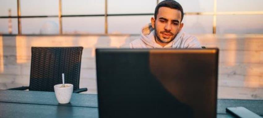 e-Cigaretta expert guide which of the following is true of e-cigarettes and what the research really shows