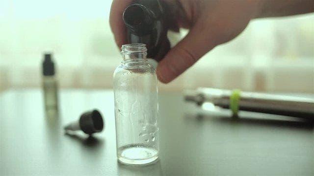 E-Sigara consumer report on what harmful chemicals are in e cigarettes and practical steps to reduce exposure