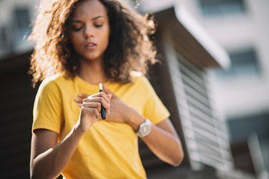 Navigating modern leisure with casino online uy tín and smoking e cigarettes - risks regulations and responsible choices