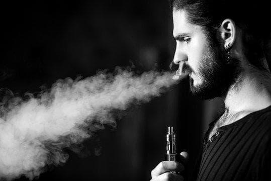 E-cigarete Buying Guide and Best Batteries for e cigs 2026 Safety Tips Performance and Top Picks