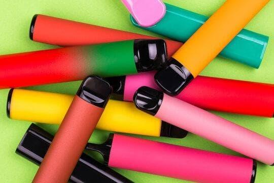 How trực tiếp bóng đá streaming influences fan behavior and what e-cigarettes health studies reveal