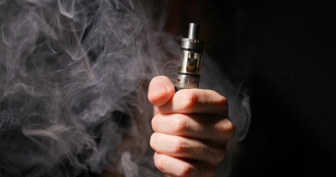 E-cigareta unveils new findings on e cigarette effects on health and what users need to know