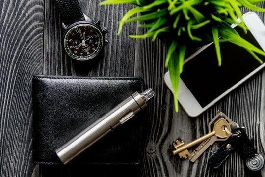 e-cigaretta bolt and electric cigar compared in real user tests on flavor battery life and safety